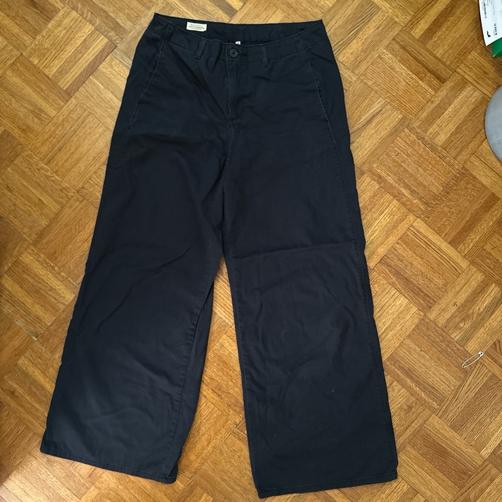 Levi's Women's Classic Black Trousers